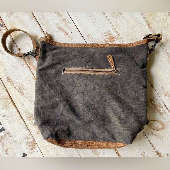MYRA Bag boho chic Upcycled canvas & Leather crossbody tote cowhide cotton EUC - Picture 6 of 16